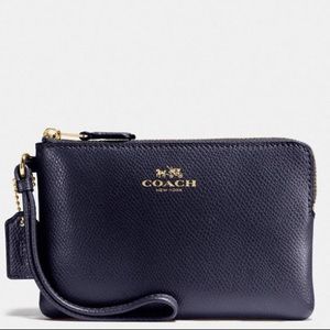 Coach NWT Navy Corner ZIP Wristlet